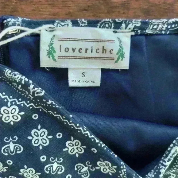Loveriche womens wrap around skirt NWT - Picture 3 of 5